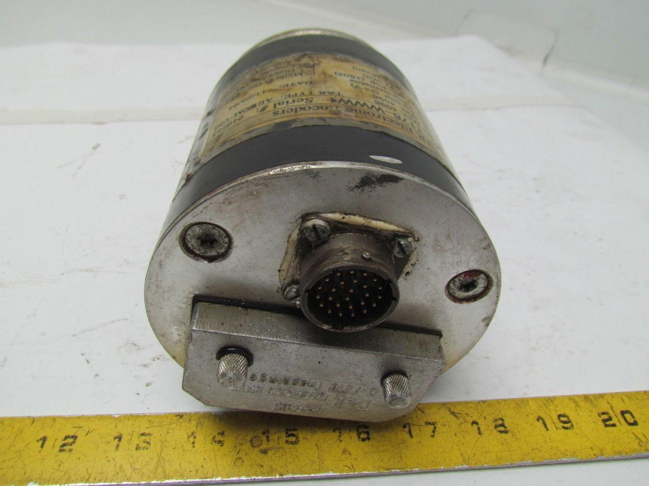 TR Electronic 1176-WWW1 AE100M-UNI Absolute Encoder 1/2" Dia Shaft 11-27VDC