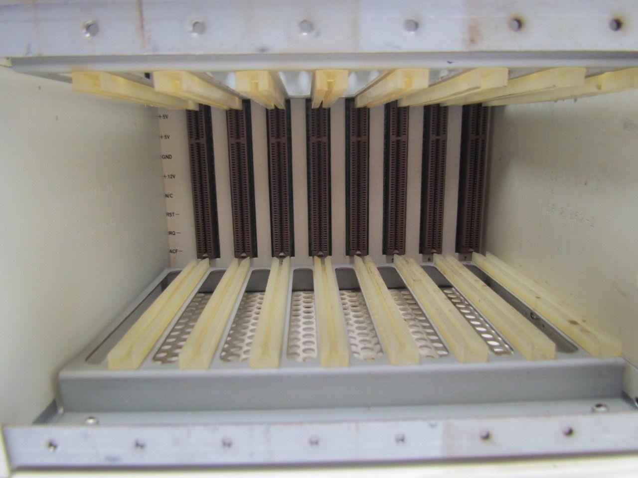 RadiSYs EMC-PS50 3HAB 5193-1 8-Slot Rack W/Power Supply