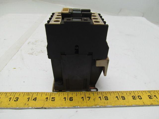Telemecanique LP1 D12 01 Contactor Relay Motor Starter 24V Coil