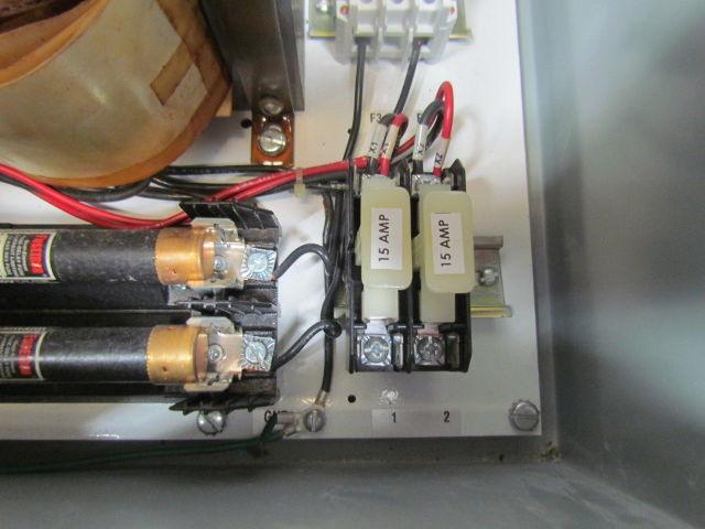 Daykin Elec. GPFS-01 LS Enclosed Transformer Disconnect 2000VA 480V Pri 120V Sec