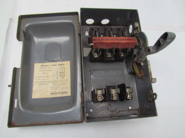 Square D A85341 Ser.A1 Fused single throw safety switch disconnect 30A 600V