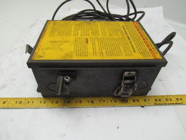 STI Scientific Technologies MS4328B-2 2 Light Curtain Controller 115VAC w/ Cords