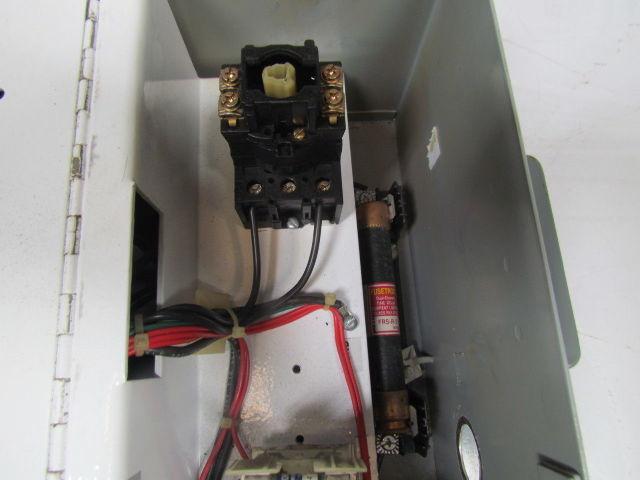 Daykin APFS-05 480V 2.1A 60Hz 1 Phase Transformer Disconnect Switch NEMA type 1
