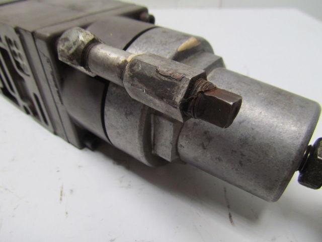 Numatics 554RS100J Pneumatic Sandwich Pressure Regulator type RS No gauge