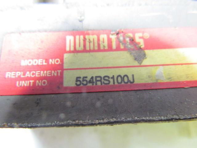 Numatics 554RS100J Pneumatic Sandwich pressure regulator w/gauge