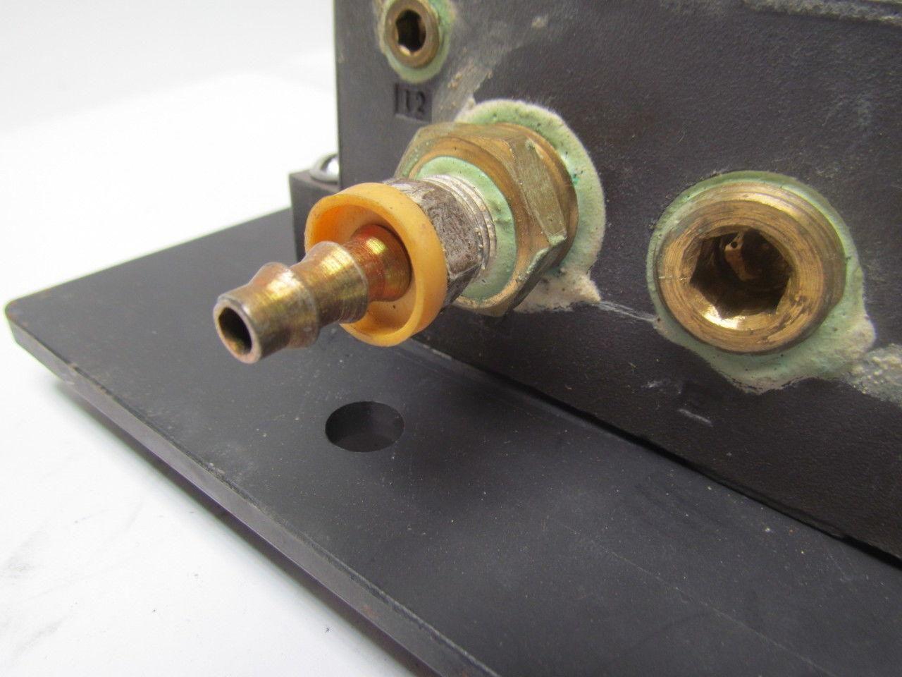 Numatics I24BA43BK/123BA400K Pneumatic solenoid air valve w/manifold 120VAC 06A