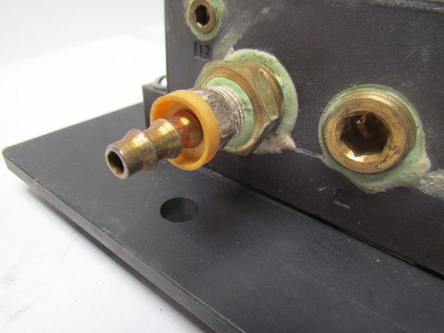 Numatics I24BA43BK/123BA400K Pneumatic solenoid air valve w/manifold 120VAC 06A