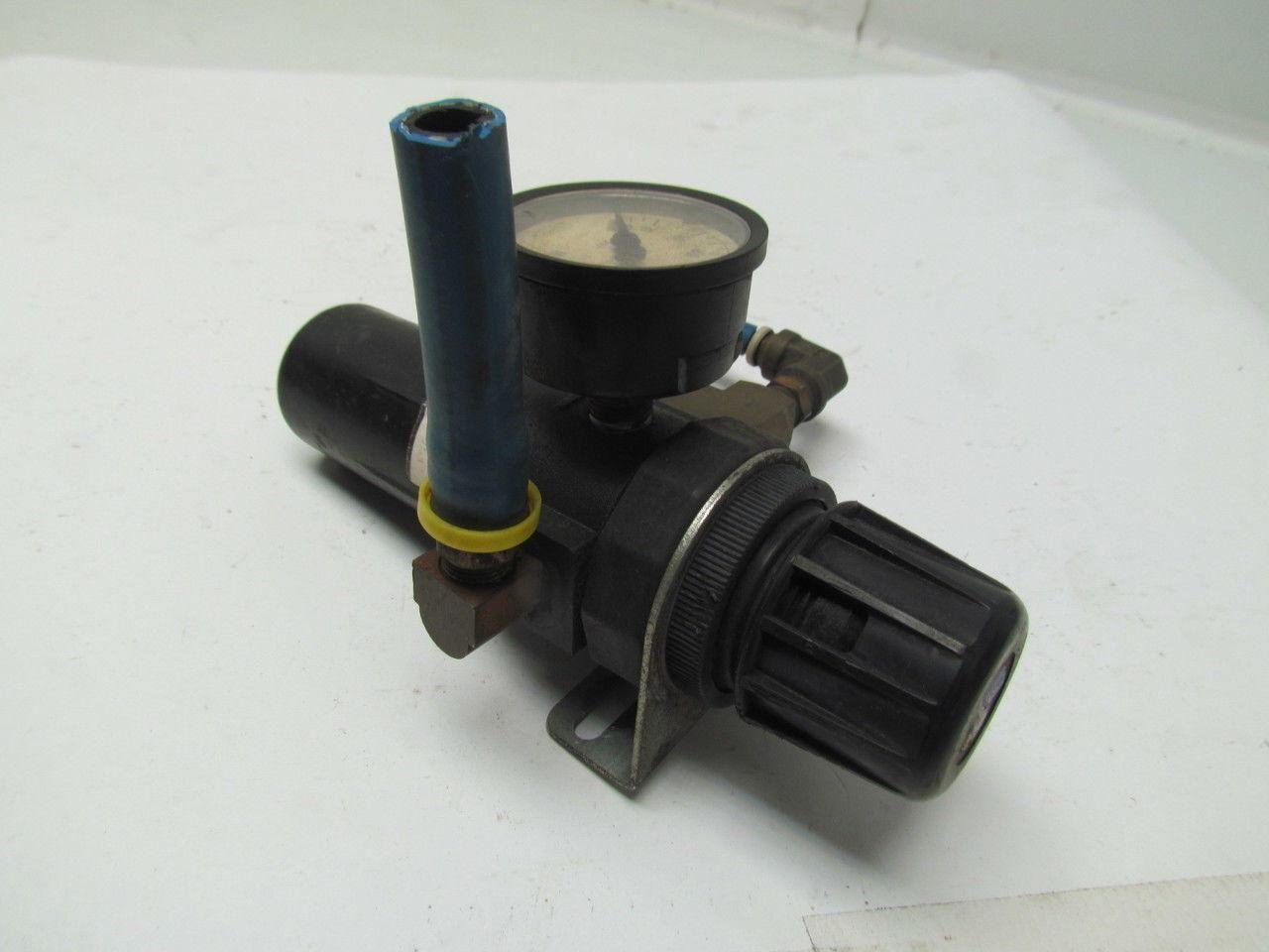 Watts D11-02DJC Fluid Air Pneumatic Regulator/Filter 300PSI Max. w/Gauge