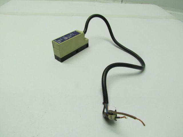 Telemecanique XUL-H06353 Photo Sensor 30VDC 200MA XU+options