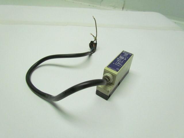 Telemecanique XUL-H06353 Photo Sensor 30VDC 200MA XU+options