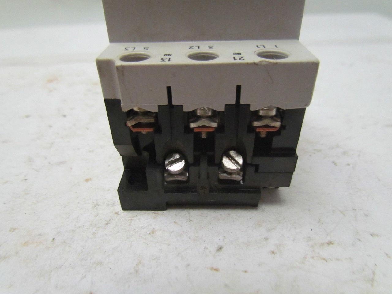 Siemens 3VE1015-8HU00 Motor protector starter 2-3.2Amp 3 pole 660V