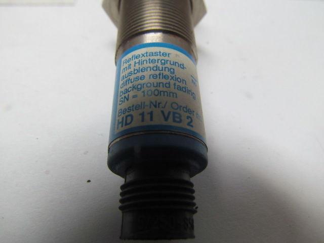 Wenglor Sensoric HD11VB2 Reflex sensor 100mm w/ background suppression 10-30VDC
