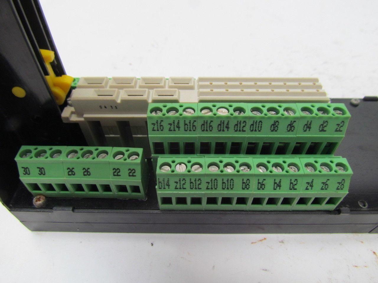 Murrelektronik 631716 SKPD 24/7 Ferrocontrol servo drive card module holder 250V