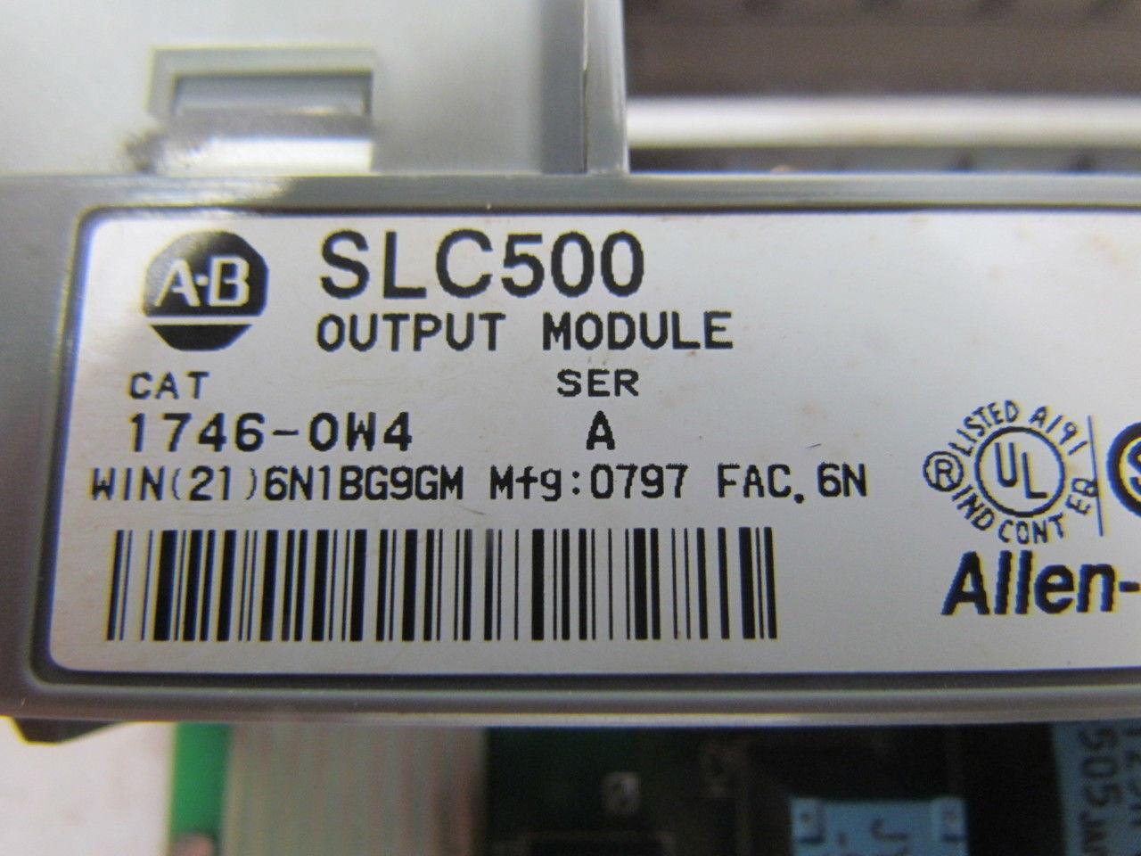 Allen Bradley SLC500 1746-0W4 Ser.A 4 channel relay output module