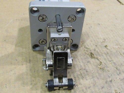 SMC RS1H63-30BM-D Pneumatic Cylinder Stopper Actuator