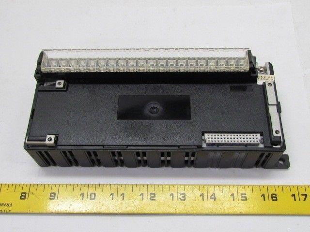 Schneider TBXDMS16C222 Telemecanique Square D TBX7 SOC. 8I+8OS 2A WFD