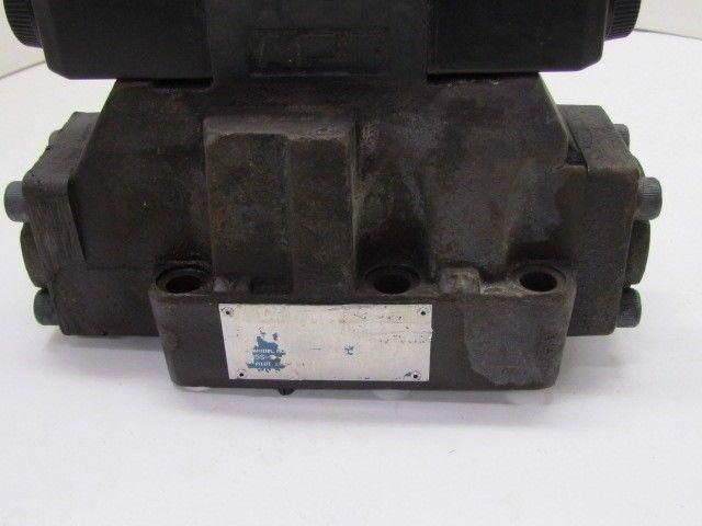 Vickers DG5S-8-33C-T-M-FPA7WL-H7-40-EN483 Hydraulic Solenoid Valve 24vdc