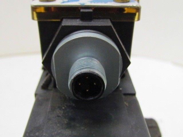 Vickers DG5S-8-33C-T-M-FPA7WL-H7-40-EN483 Hydraulic Solenoid Valve 24vdc
