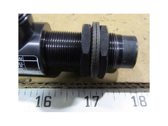 Namco EE560-72422 18 mm 20-230 AC/DC Sensor