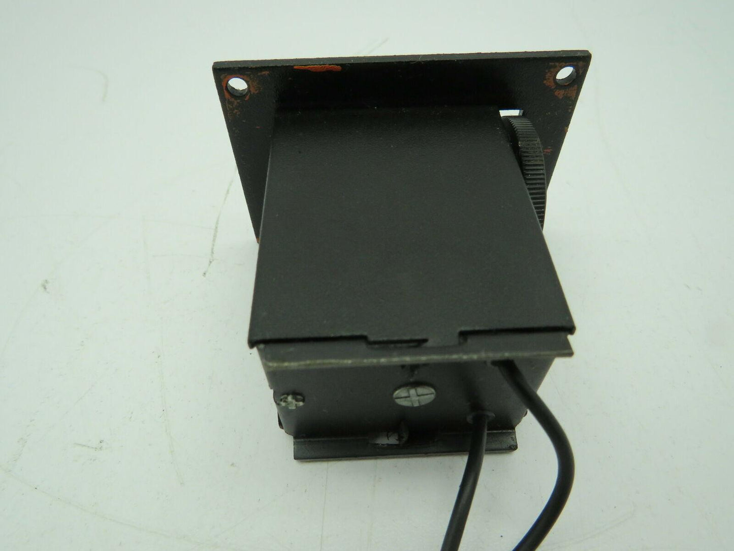 Enmco P3B52A Electromechanical Counter 5 Digit Panel Mount 115VAC