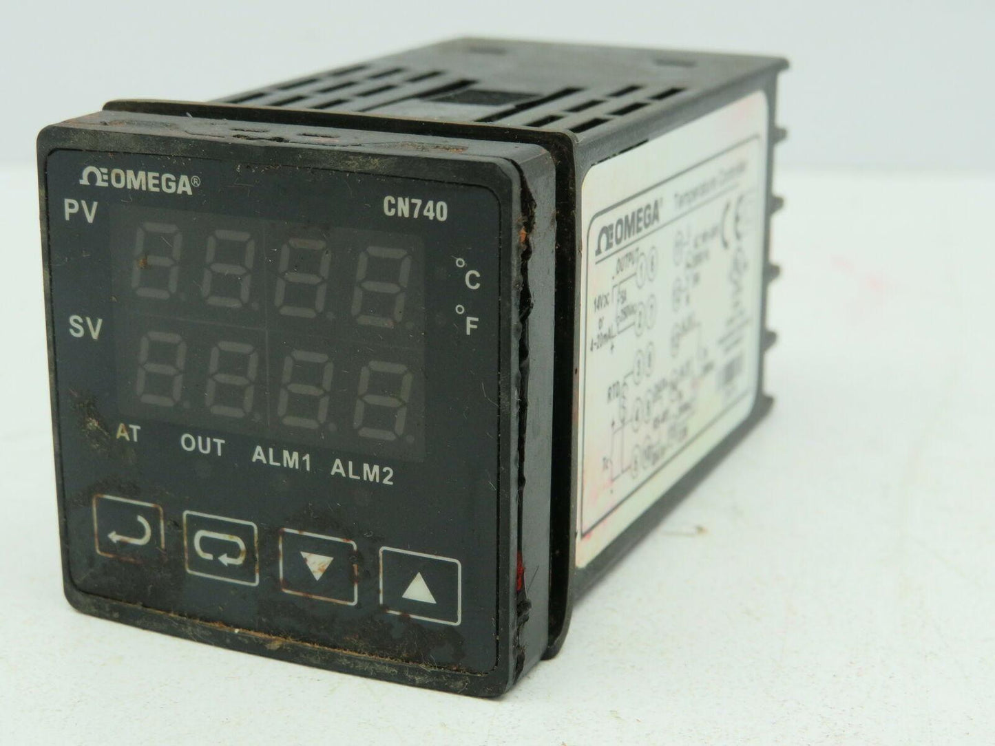Omega CN743 Temperature Controller 100-240V V4.20
