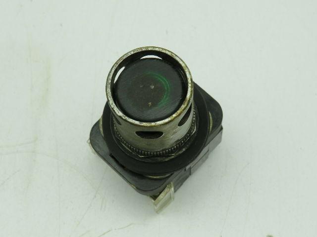Allen Bradley 800T-PAH16G/T Illuminated Green Push Button 120V Series T