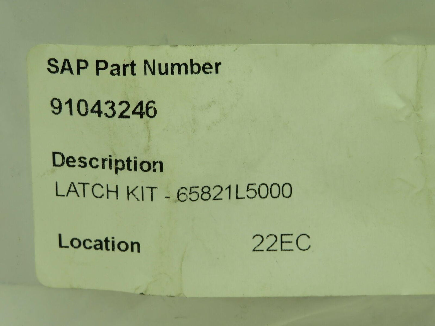 Nissan 65821L5000 Latch Lock Assy Kit Lot of 2