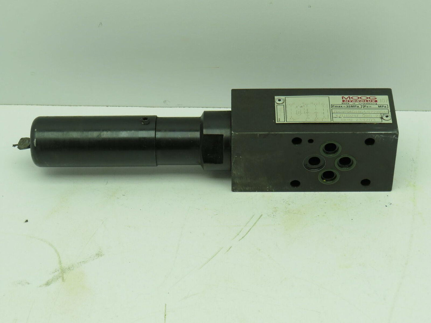 Moog Hydrolux HPN-733203 Hydraulic Valve ZDBVP06BT8GA/EP210BAR