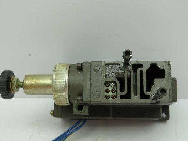 Numatics 081RS100J000000 Pneumatic Pressure Regulator Manifold Block Base