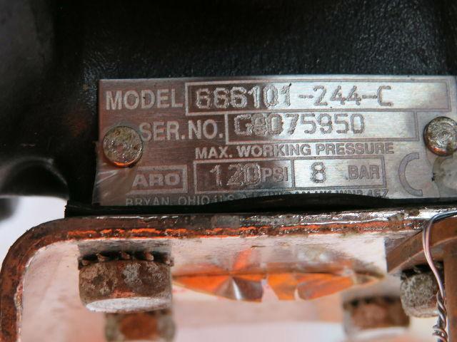 ARO 666101-244-C Air Pneumatic Diaphragm Pump 120PSI 1"NPT Tested
