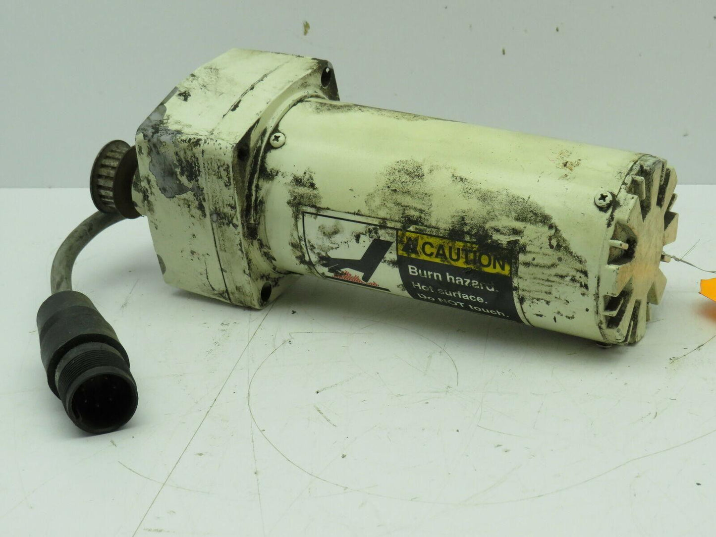 Leeson CM31T17NZ5D A.C. Gearmotor 220V .54A 1/15HP 3PH 31 Frame 142 RPM