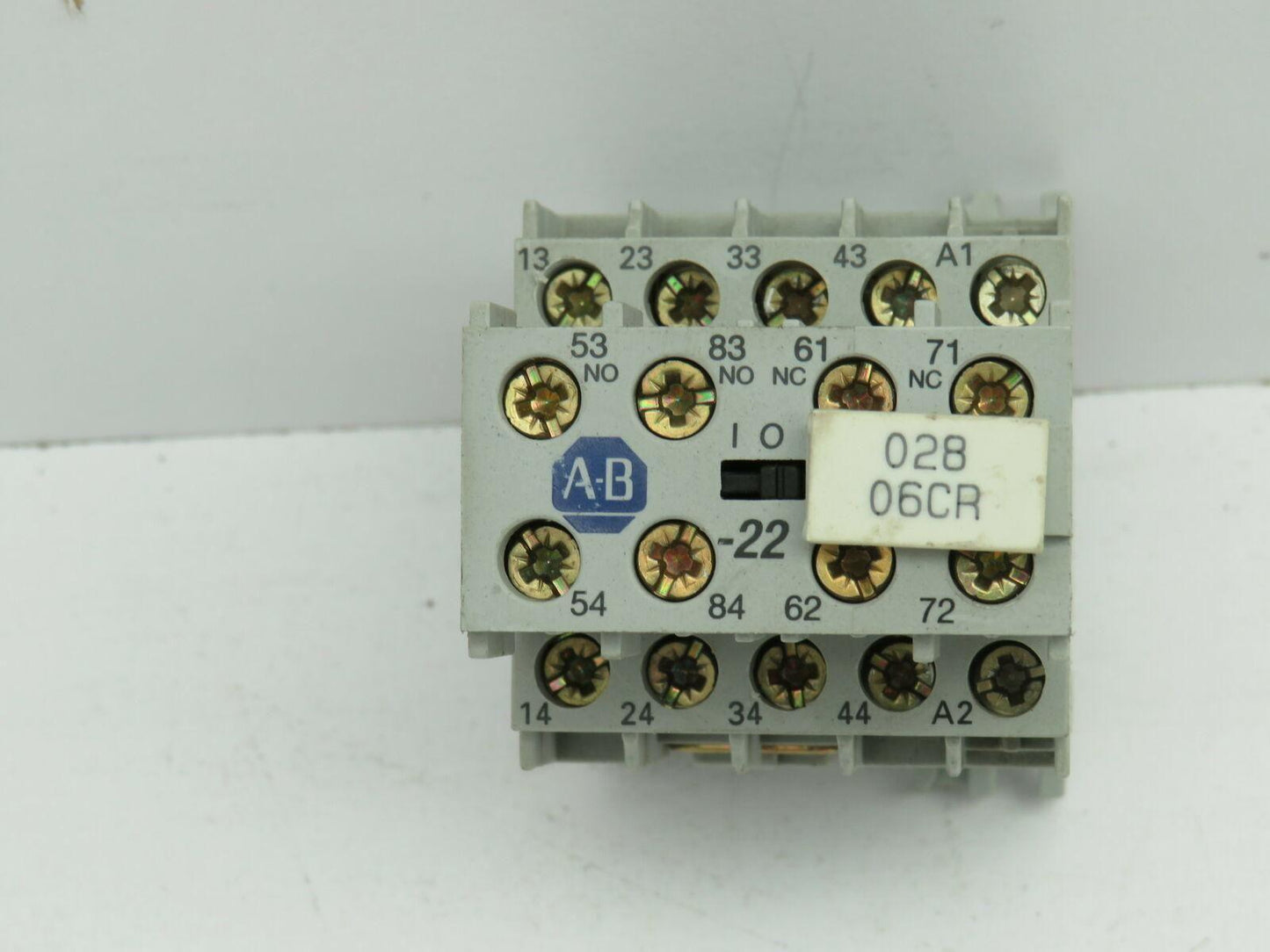 Allen Bradley 700DC-M400*/A Control Relay 600VAC 5A Ser A W/195-MA22/A Lot of 6
