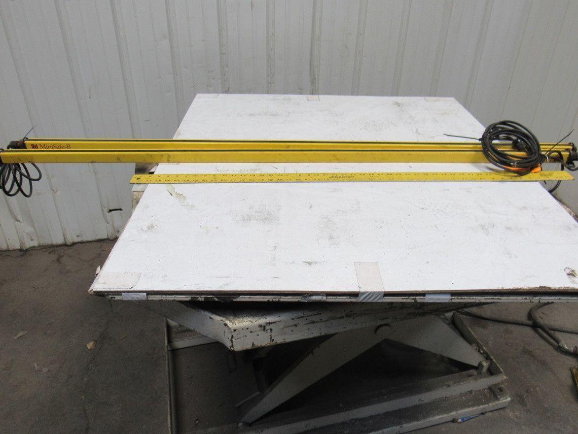 STI MiniSafe-B MS4364B-2 Safety Light Curtain Receiver & Transmitter Set 64"