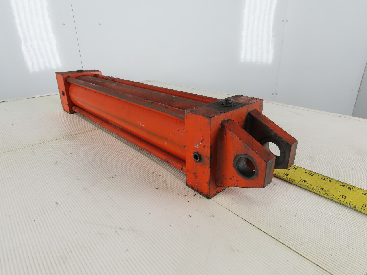 Hydraulic Tie Rod Cylinder 3.5" Bore 18" Stroke Clevis Mount