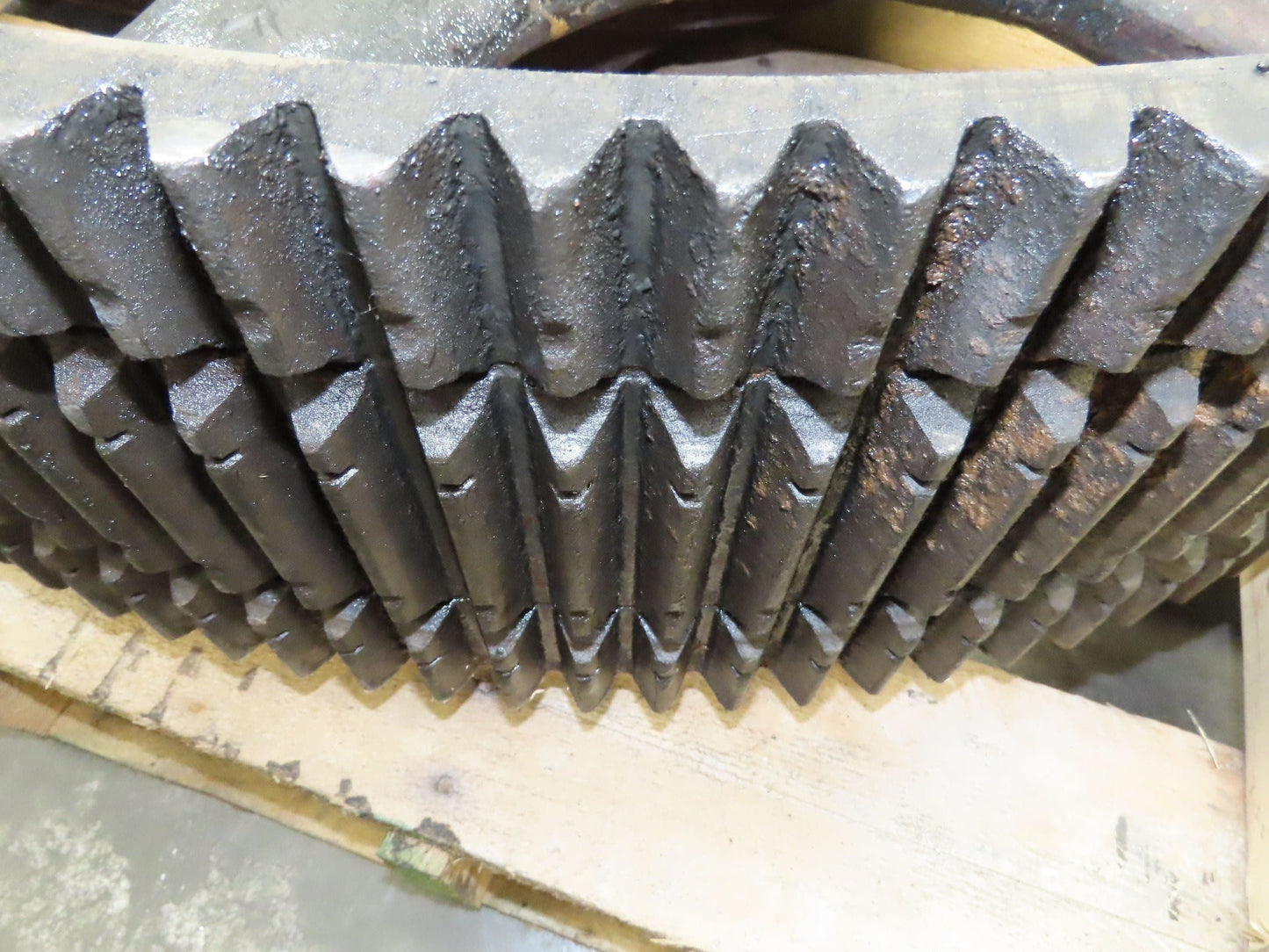 Link-Belt Large Industrial Timing Belt Sprocket 41" OD 9" Wide 1" Pitch