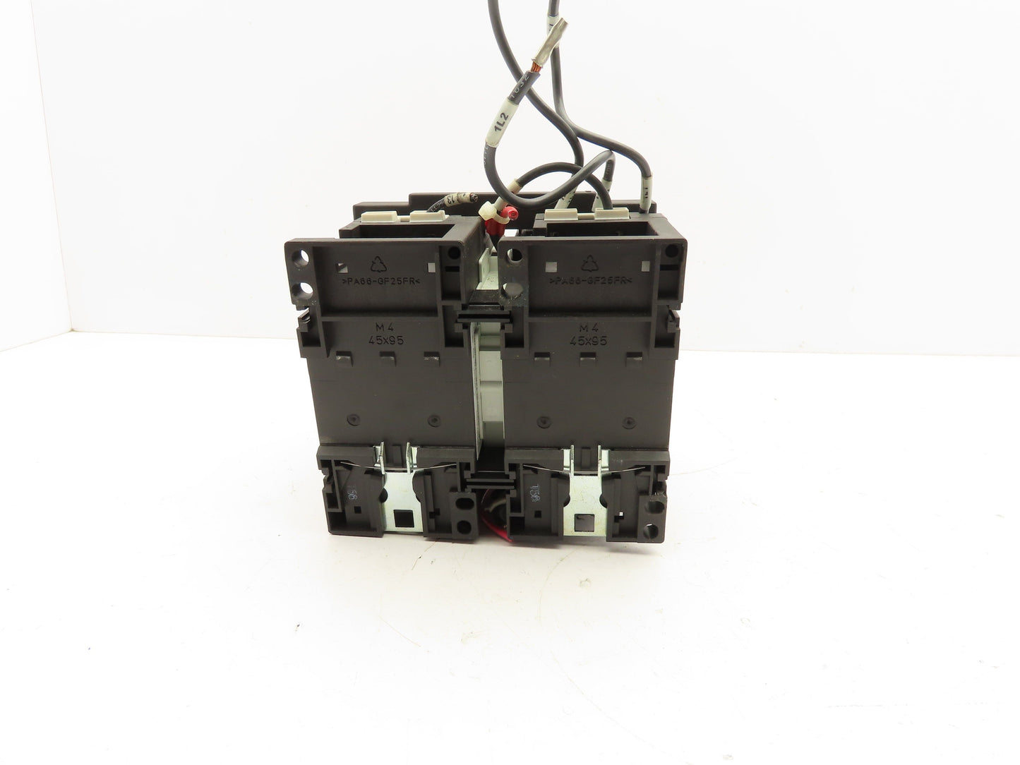 Siemens 3RA1334-8XB30-1AK6 Reversing Contactor 3-Pole 600V 3PH 120V Coil