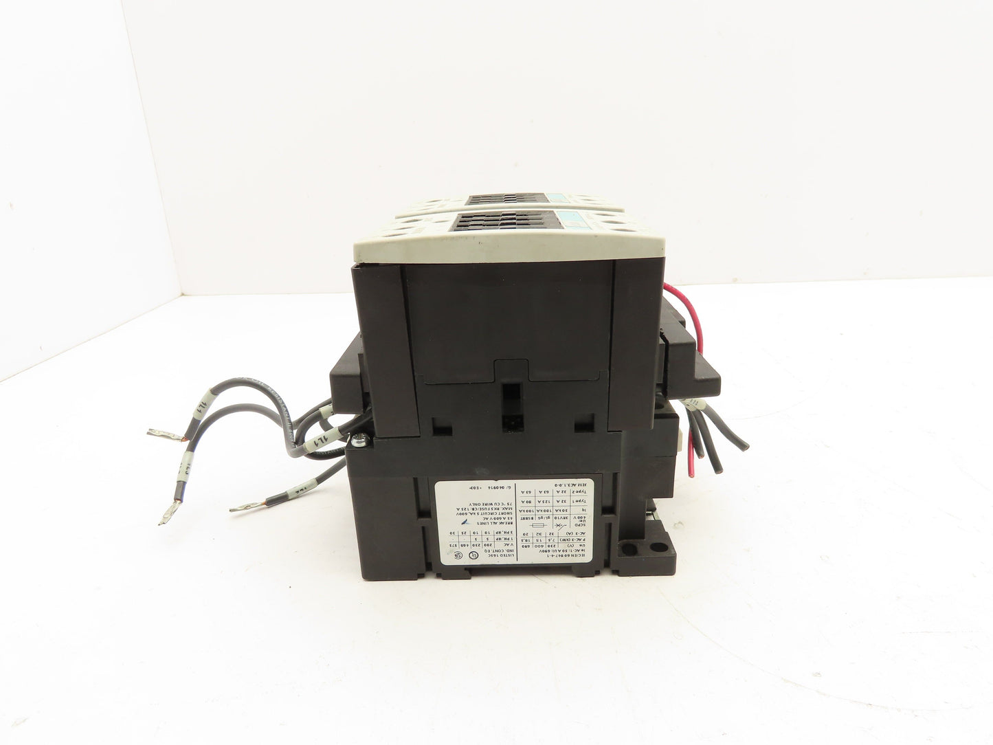 Siemens 3RA1334-8XB30-1AK6 Reversing Contactor 3-Pole 600V 3PH 120V Coil