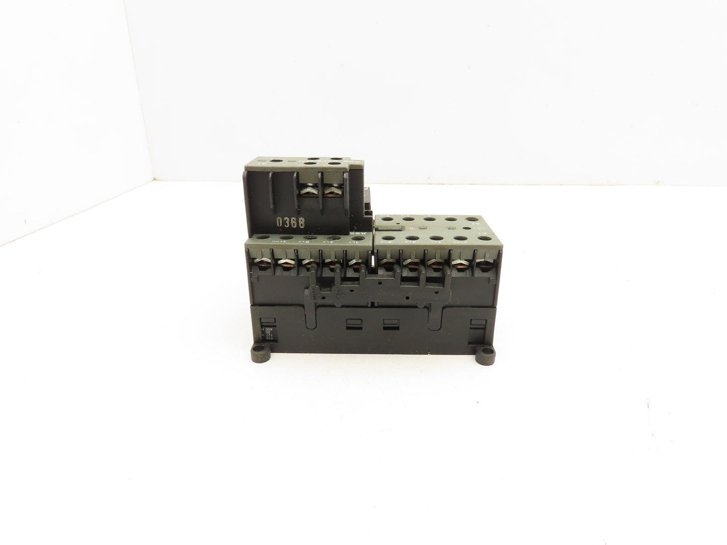 ABB VB7-30-01 Miniature Contactor Thermal Overload Relay 110V Coil