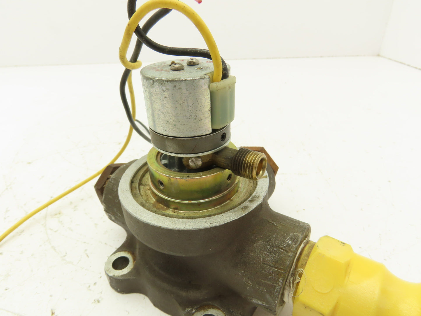 Humphrey VA590AE1310 Solenoid Vacuum Valve 2-Way 3/4" NPT 24VDC Normally Closed