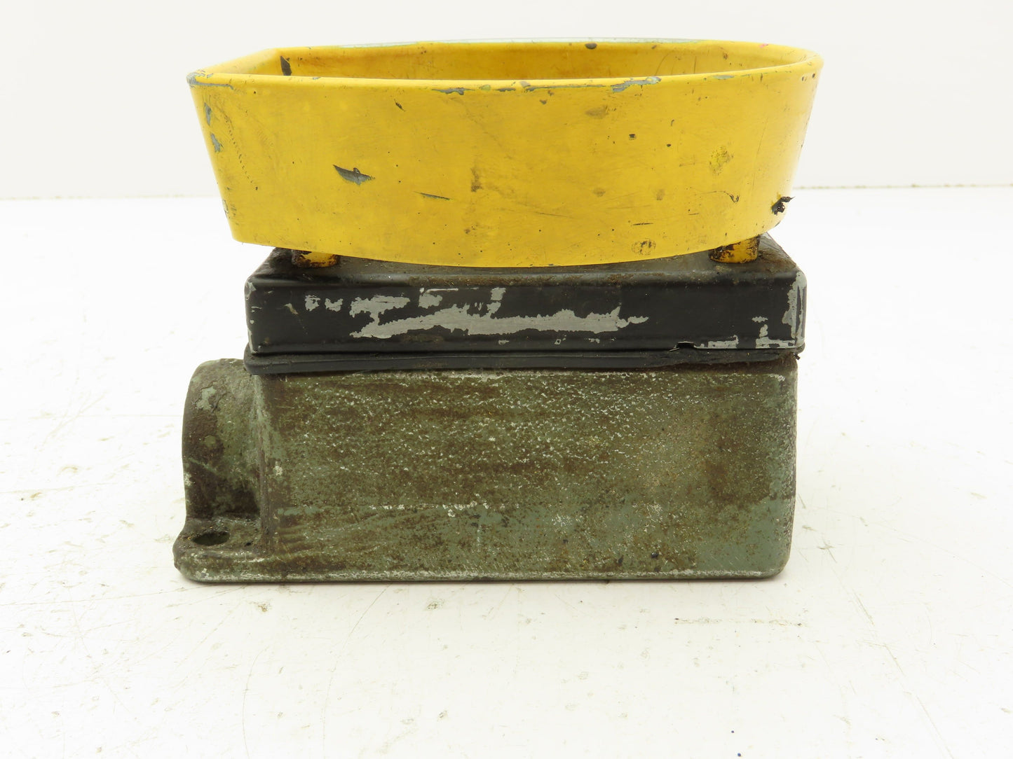 REES Heavy Duty Metal Mushroom Head Pushbutton Plunger Switch 2-1/4"