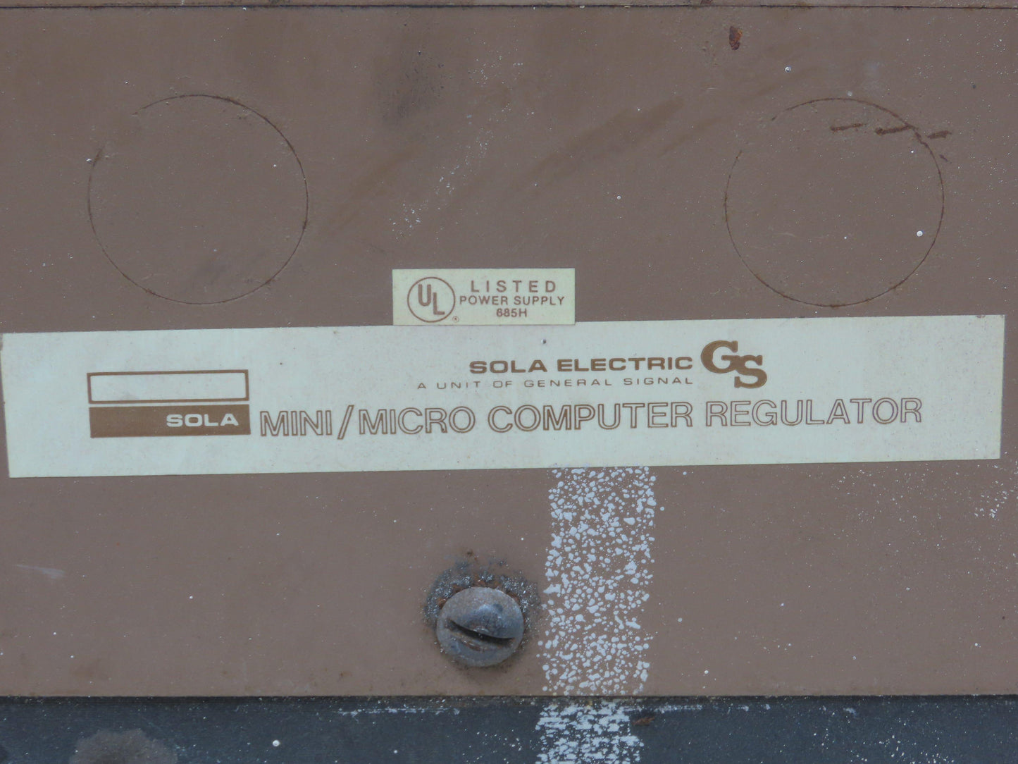 Sola 63-23-220-8 Mini/Micro Computer Power Supply Constant Volt Transformer 2KVA