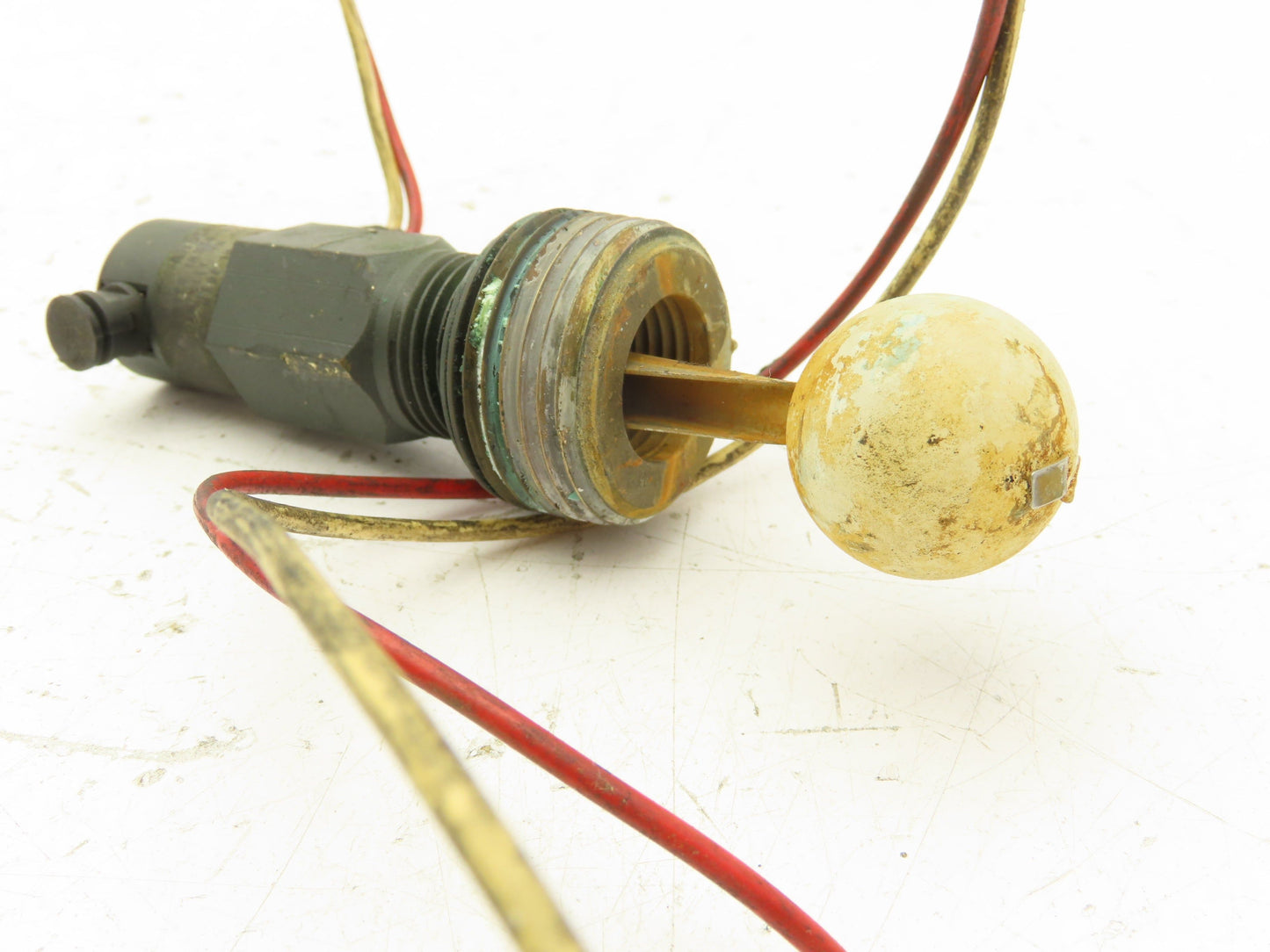 W.E Anderson L10B30 Float Relay Switch NC 1" NPT Thread