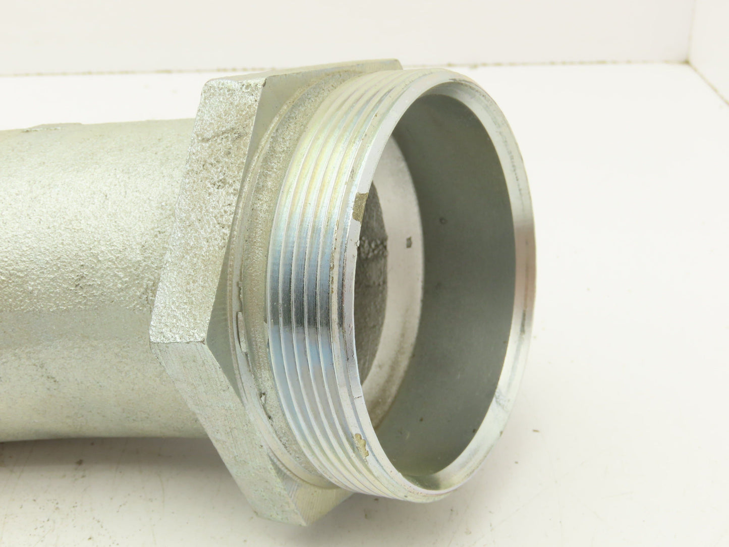 Thomas & Betts 5259 Liquid Tight 90 Deg Connector 3" Trade Size Steel