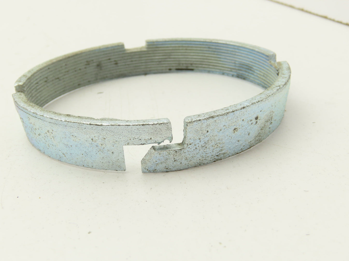 Rigid Compression Connector 3" Threadless Malleable Iron