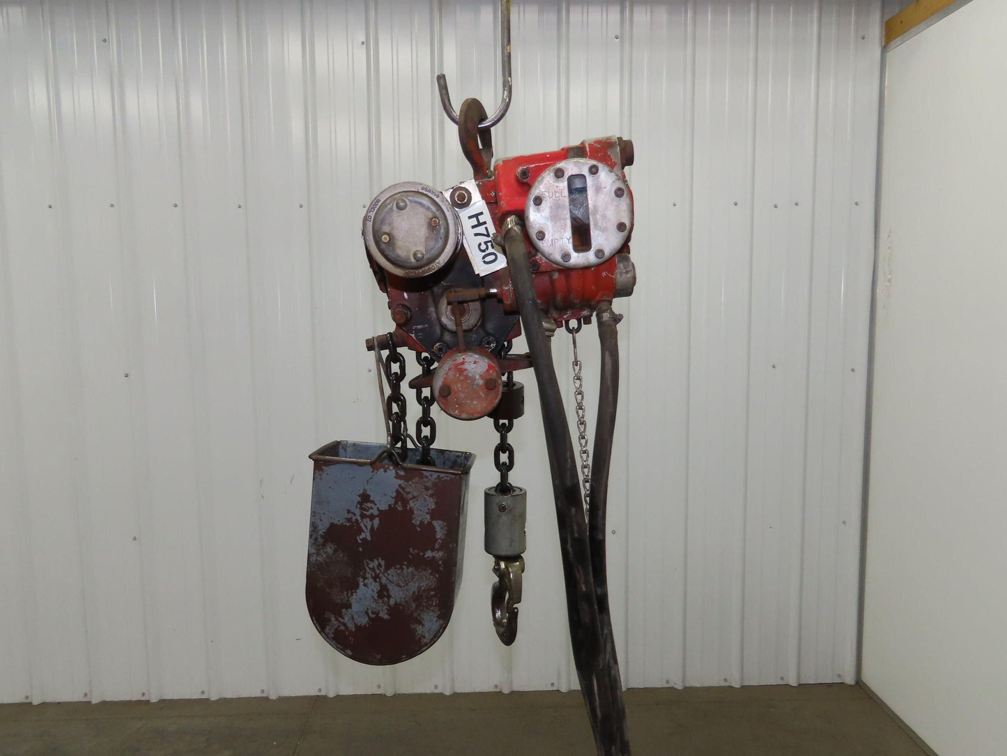 Chicago Pneumatic 1/4 Ton 500Lb Power Vane Air Chain Hoist 11' 2" Lift Pendant