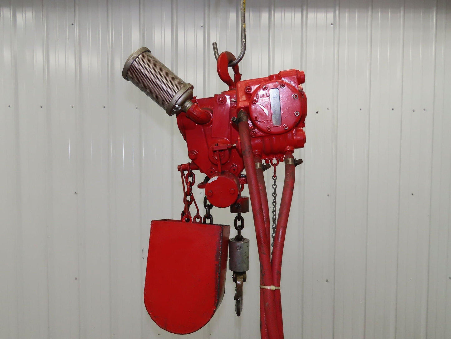 Chicago Pneumatic 1/4 Ton 500Lb Power Vane Air Chain Hoist 10' 2" Lift Pendant