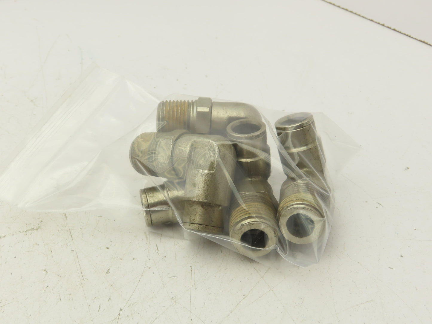 Norgren 124470748 Pneufit Swivel Male Elbow 1/2" OD Tube 1/2" MNPT Lot of 5