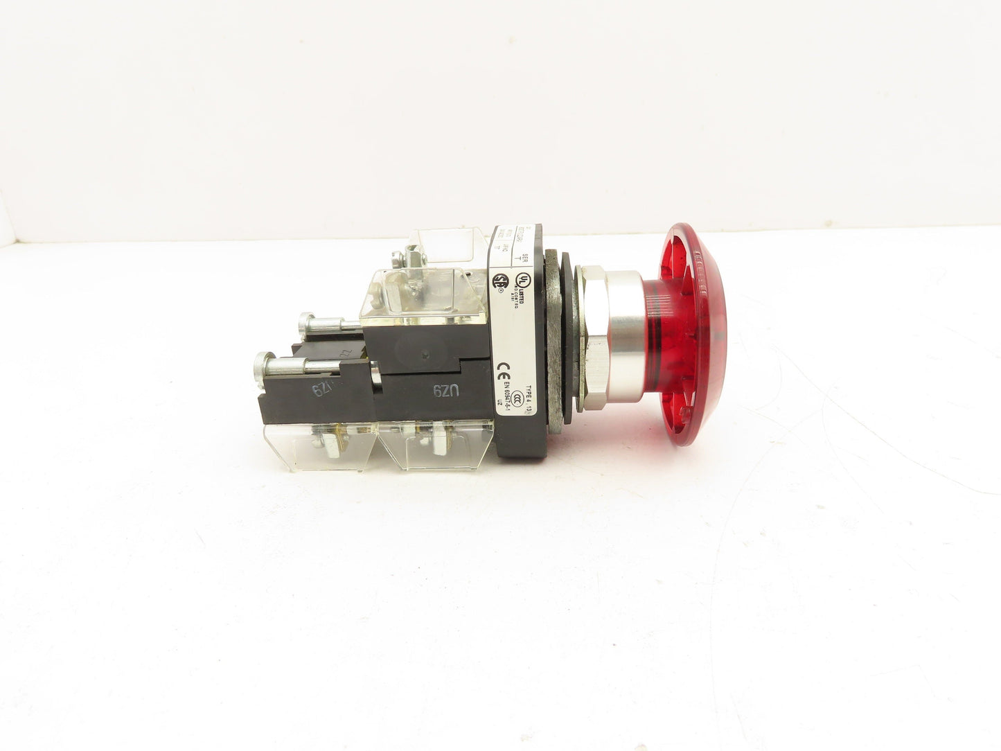Allen Bradley 800T-FXJQ24RA1 Red Illuminated Mushroom Push/Pull Button 30mm