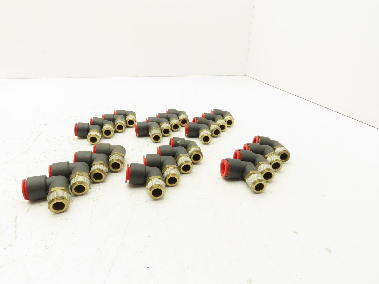 SMC Push to Connect Swivel Elbow 1/2" OD Tube x 3/8" NPT Plastic Brass Lot of 24
