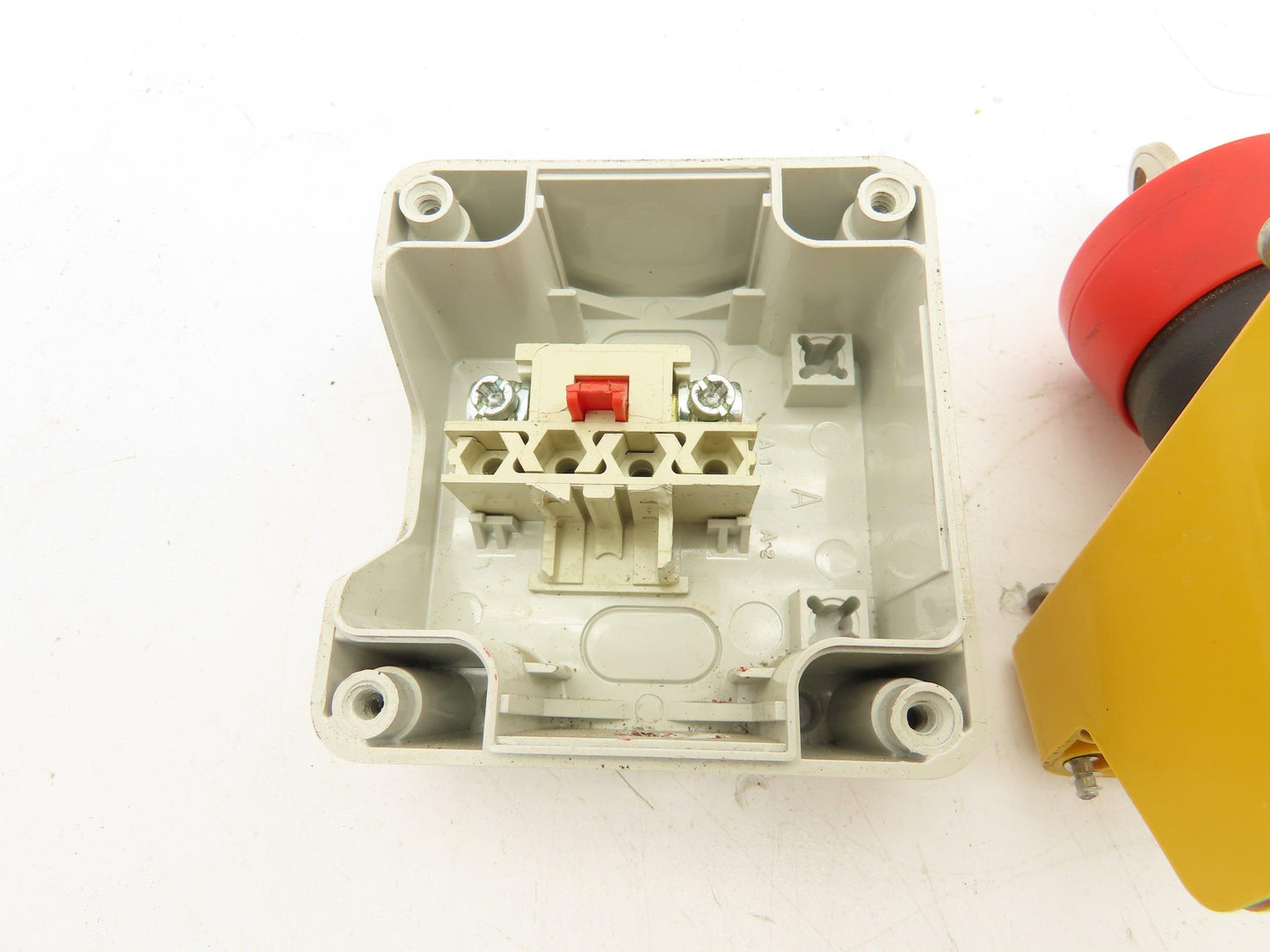 Baco LBX11302 Red E-Stop Key Reset Enclosure 3x3"